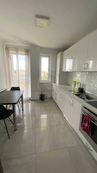 Apartament cu 2 camere decomandat în Andrei Mureșanu