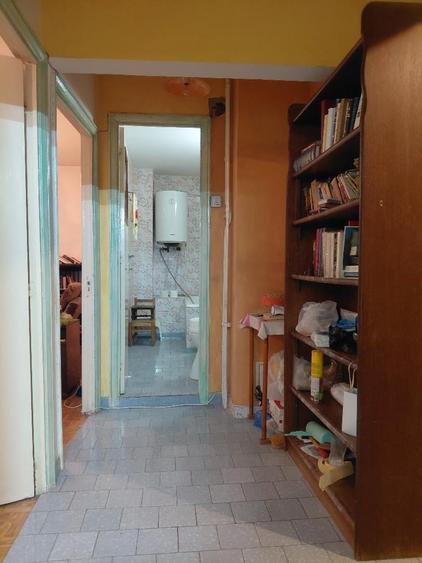 Apartament cu 3 camere decomandat în Decebal