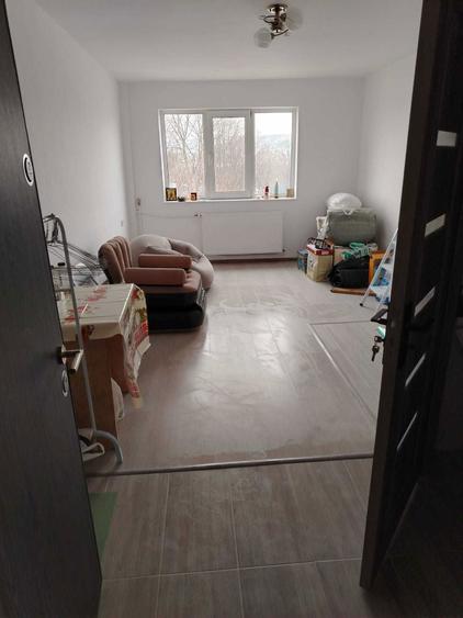 Garsonieră decomandată în Calea Moinești