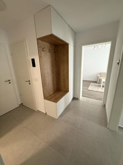 Apartament cu 2 camere decomandat în Exterior Vest