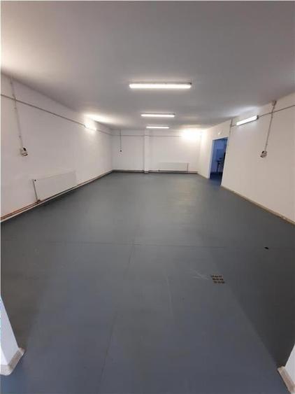 Spațiu industrial, de 220 mp, în Industrial Est