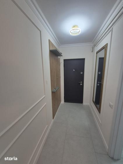 Apartament cu 2 camere semidecomandat în Ipotești
