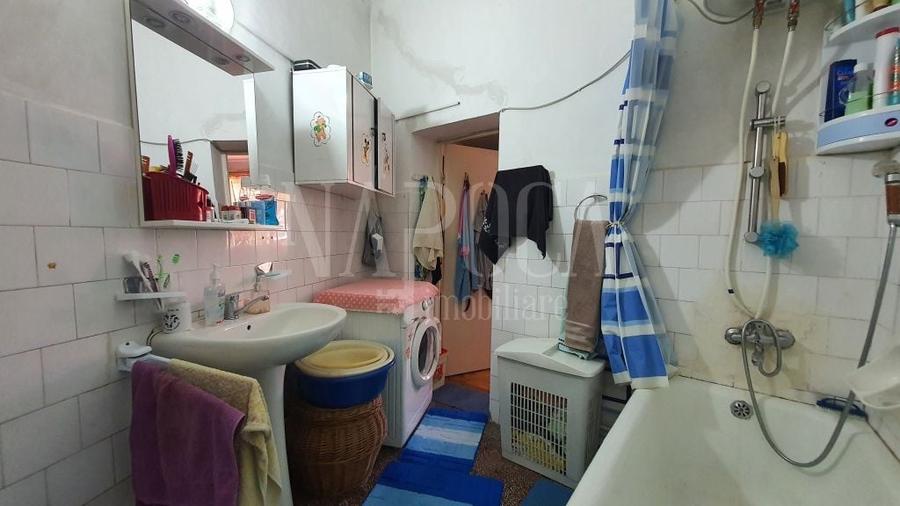 Casă individuală cu 4 camere cu Canalizare în Calea Clujului