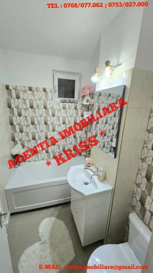 Apartament cu 2 camere semidecomandat în Craiovei