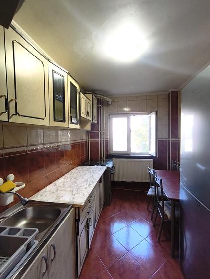 Apartament cu 2 camere decomandat în 13 Septembrie