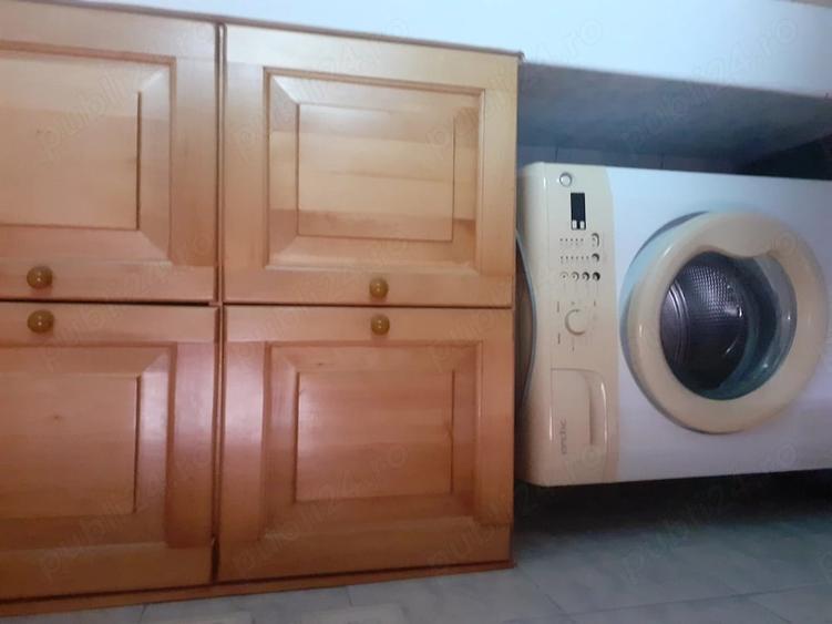 Apartament cu 3 camere semidecomandat în Republicii