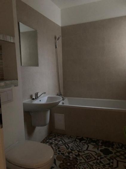Apartament cu 2 camere decomandat în Giroc