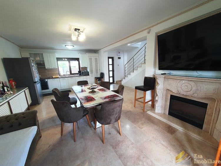 Casă cu 3 camere cu Teren 200 Mp în Sud-Vest