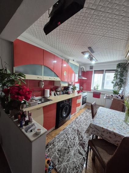 Apartament cu 2 camere decomandat în Năvodari Tabără
