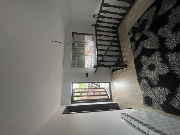 Casă cu 4 camere cu Teren 1136 Mp în Orășeni-Deal