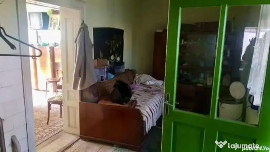 Casă cu 3 camere cu Teren 720 Mp în Ultracentral