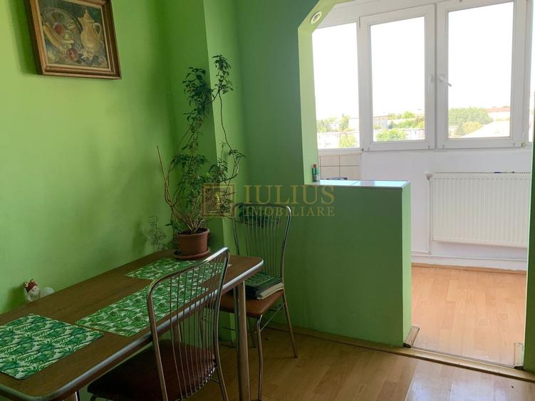 Apartament cu 3 camere semidecomandat, mobilat în Circumvalațiunii