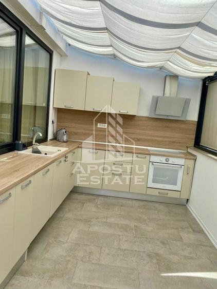 Apartament cu 3 camere semidecomandat, mobilat în Simion Bărnuțiu