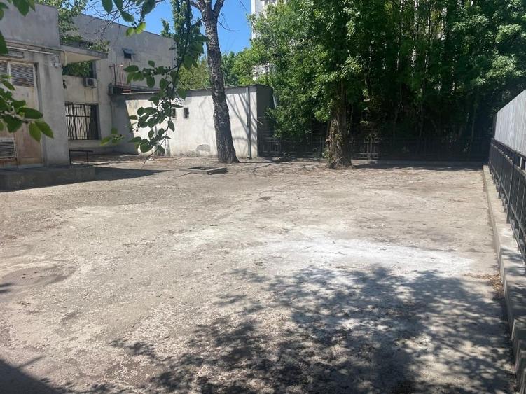 Birou, de 1,000 mp, în Bucureștii Noi