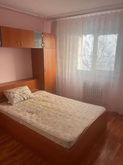 Garsonieră decomandată în Dacia