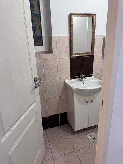 Apartament cu 4 camere în Ultracentral