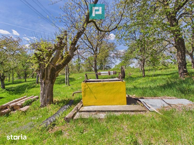 Casă cu 2 camere cu Teren 24270 Mp în Central