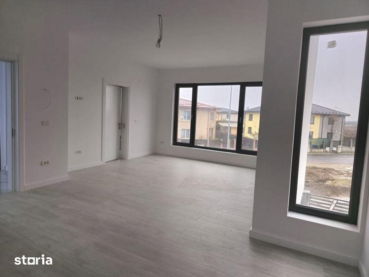 Casă cu Teren 500 Mp în Central
