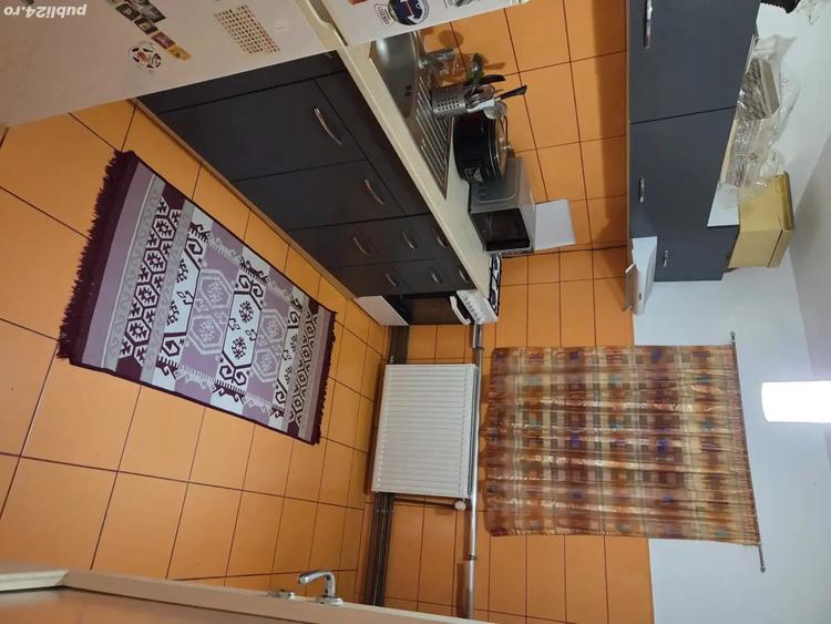 Apartament cu 2 camere semidecomandat în Șagului