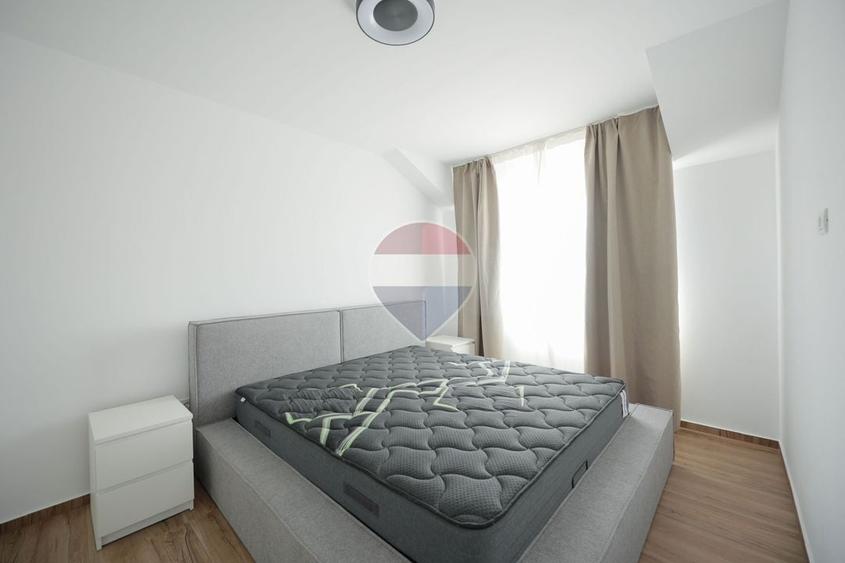Apartament cu 2 camere nedecomandat, mobilat în Sânmartin
