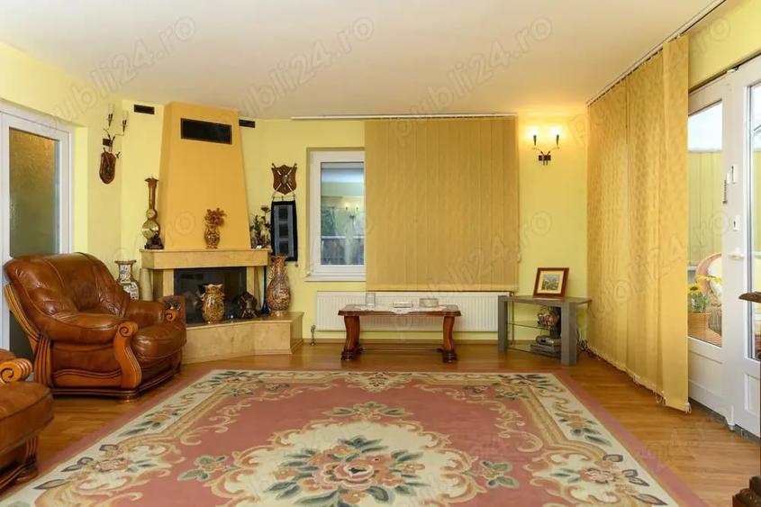 Casă cu 4 camere cu Teren 3500 Mp în Hemeiuș