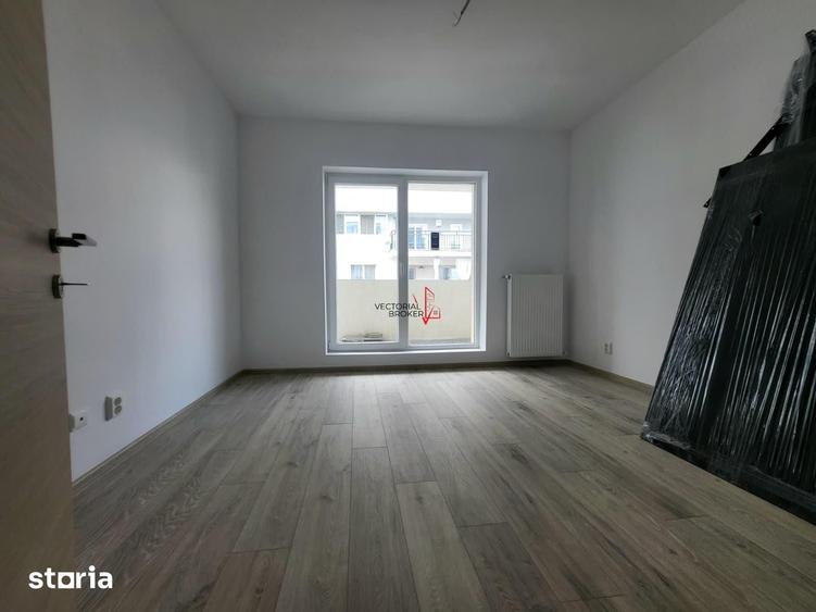 Apartament cu 3 camere decomandat în Theodor Pallady