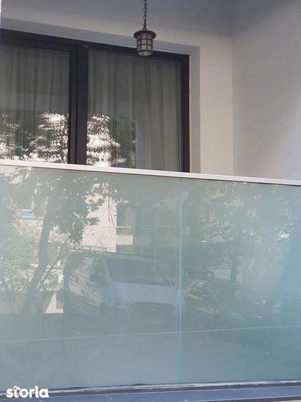 Apartament cu 2 camere, mobilat în Titan