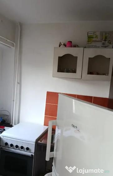 Garsonieră semidecomandată în Central