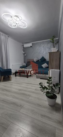Apartament cu 3 camere decomandat, mobilat în Calea Urseni
