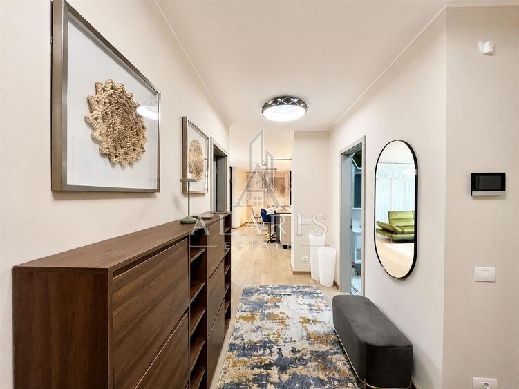 Apartament cu 4 camere semidecomandat, mobilat în Take Ionescu