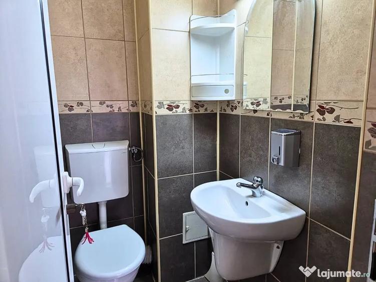 Apartament cu 2 camere decomandat în Ostroveni