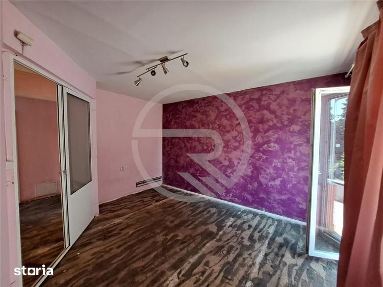 Casă cu 5 camere cu Teren 250 Mp în Central