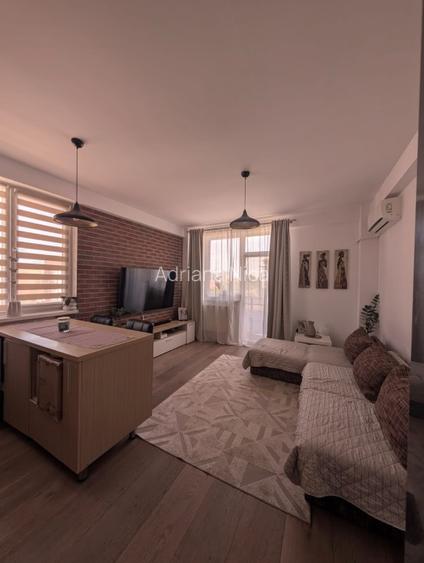 Vând apartament cu 3 camere
