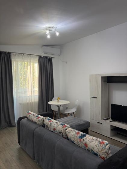 Apartament cu 2 camere decomandat în Gorjului