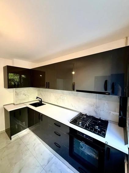 Apartament cu 2 camere decomandat în Drumul Taberei — fotografia 1
