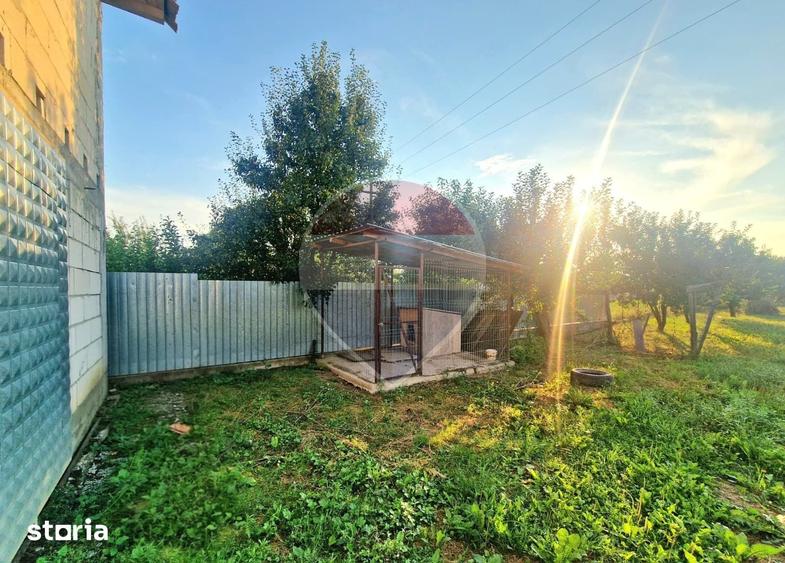 Casă cu 3 camere cu Teren 2100 Mp în Valea lui Ion
