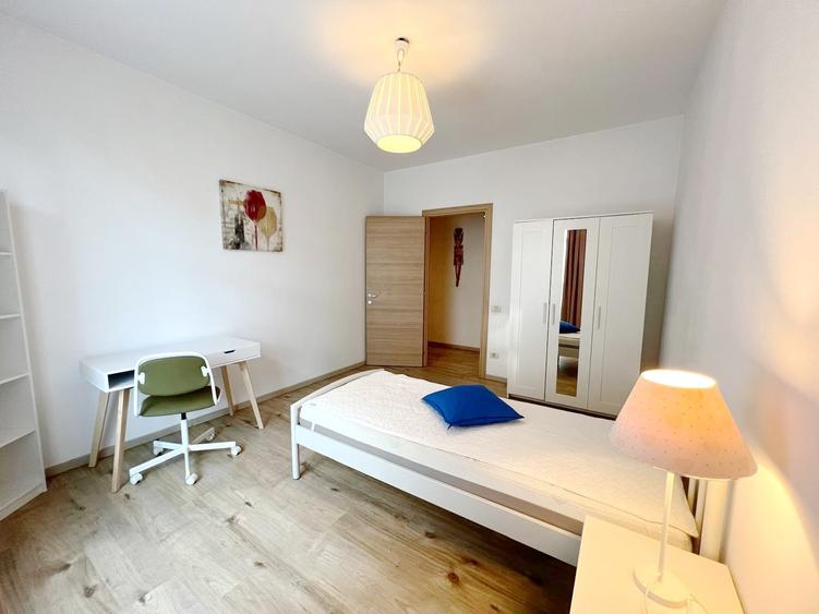 Apartament cu 3 camere decomandat în Floreasca
