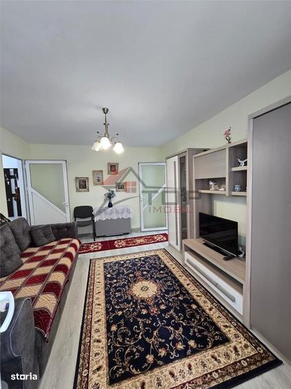 Apartament cu 2 camere semidecomandat în Mircea cel Bătrân