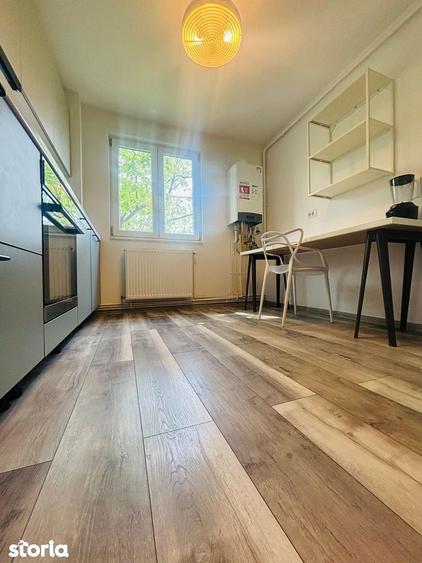 Apartament cu 3 camere în Calea București