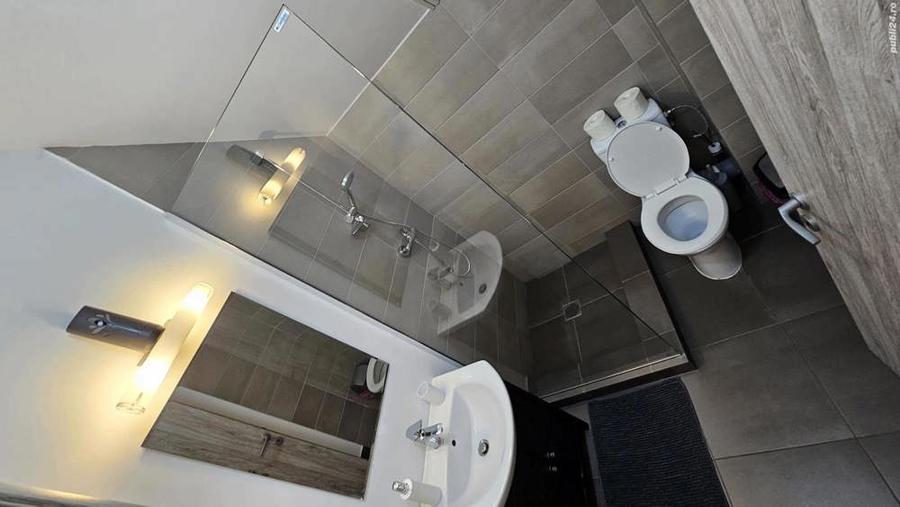 Apartament cu 2 camere decomandat în Bușteni