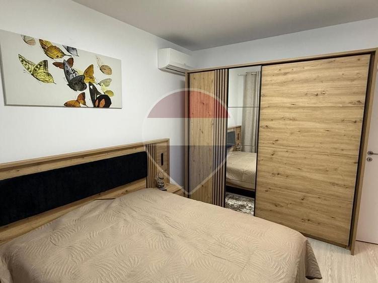 Apartament cu 2 camere decomandat, mobilat în Uverturii
