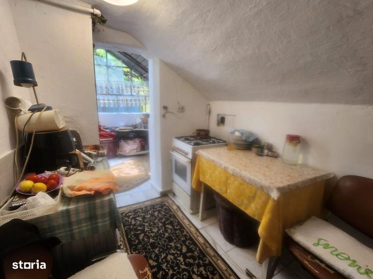 Casă cu 2 camere în Mărgineni