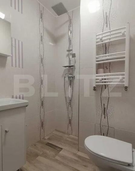 Apartament 3 camere, decomandat, zona UMF - 6