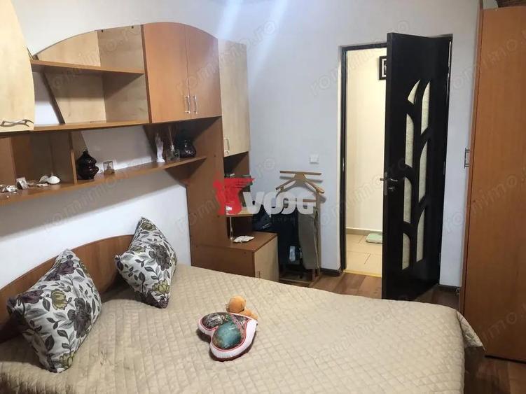 Apartament cu 3 camere decomandat, mobilat în Soarelui