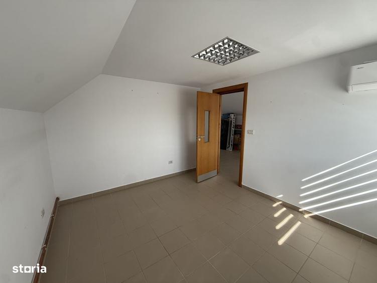 Casă cu 3 camere în Volovăț