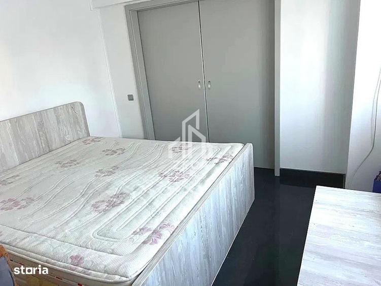Apartament cu 4 camere semidecomandat în Parcul Carol