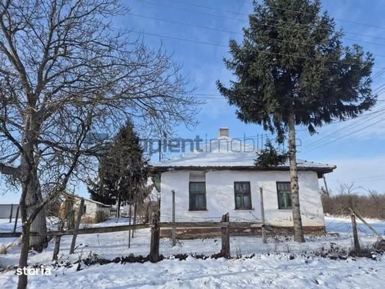 Casă cu 2 camere în Galoșpetreu