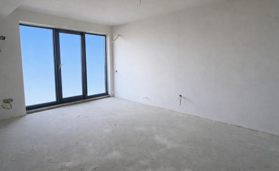 Apartament cu 2 camere decomandat în Tomis Plus
