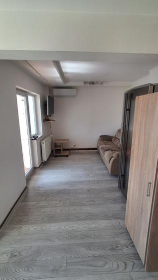 Apartament cu 3 camere decomandat în Centrul Civic
