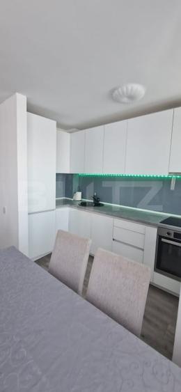 Apartament de vanzare, 3 camere, 65 mp - zona Stejarului - 9